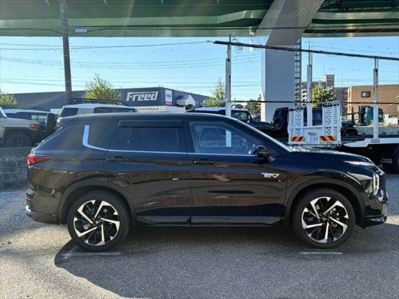 OUTLANDER PHEV