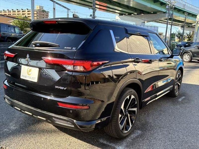 OUTLANDER PHEV