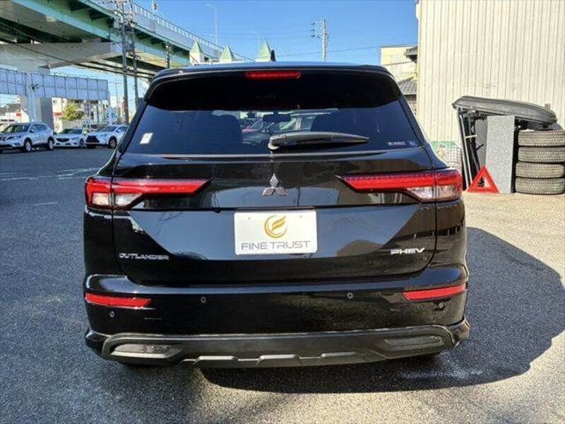 OUTLANDER PHEV