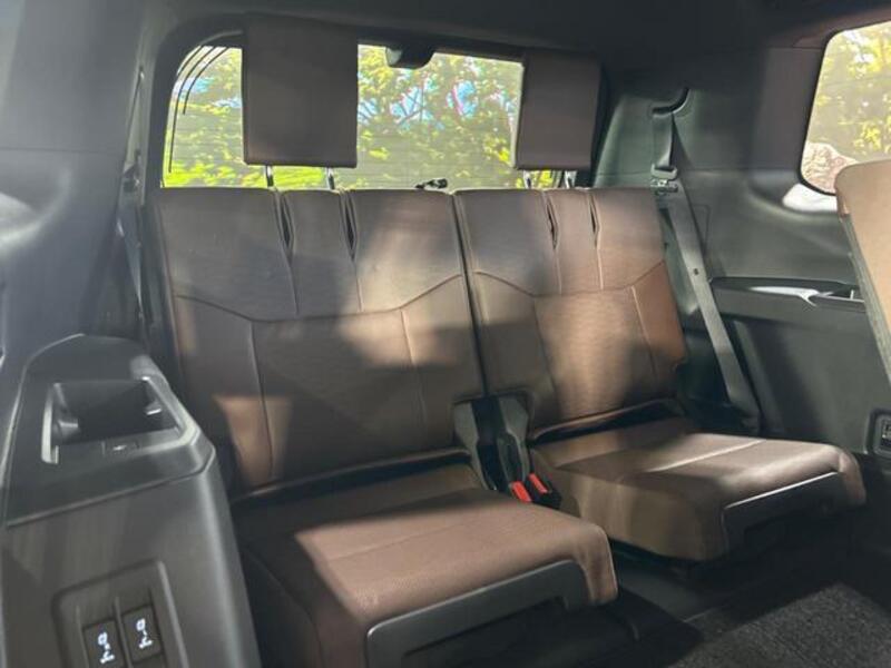 LAND CRUISER 250