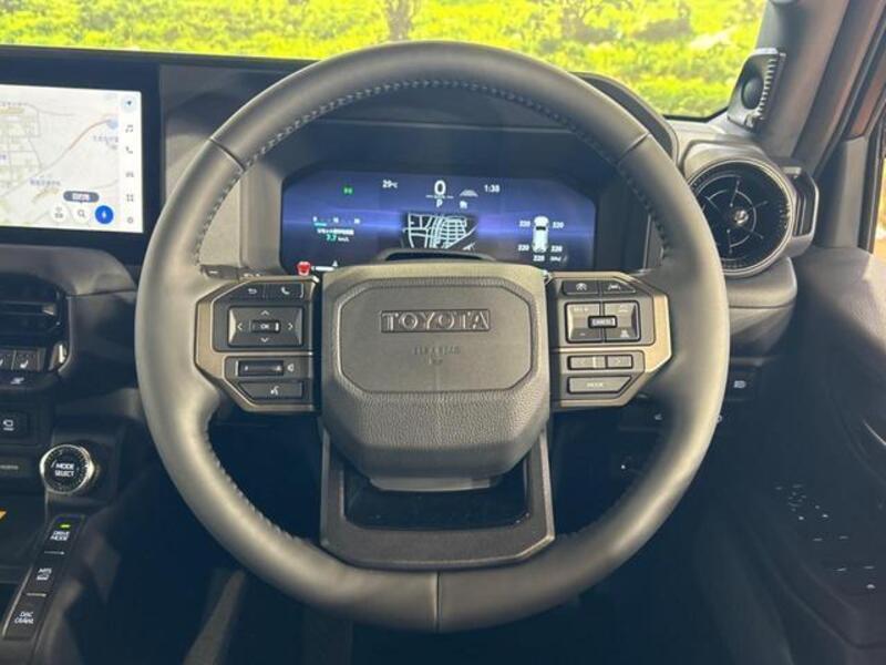 LAND CRUISER 250