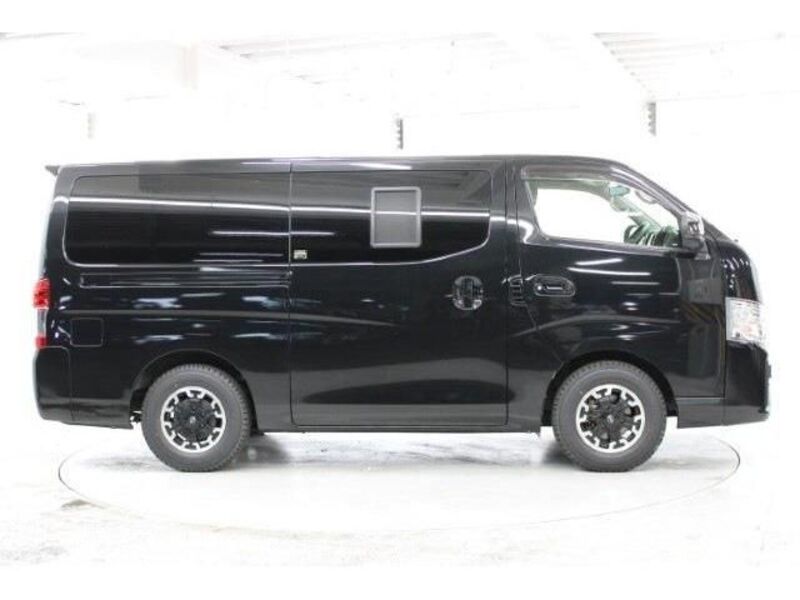 NV350 CARAVAN