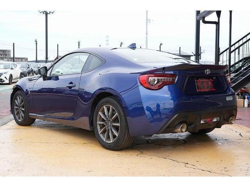 86