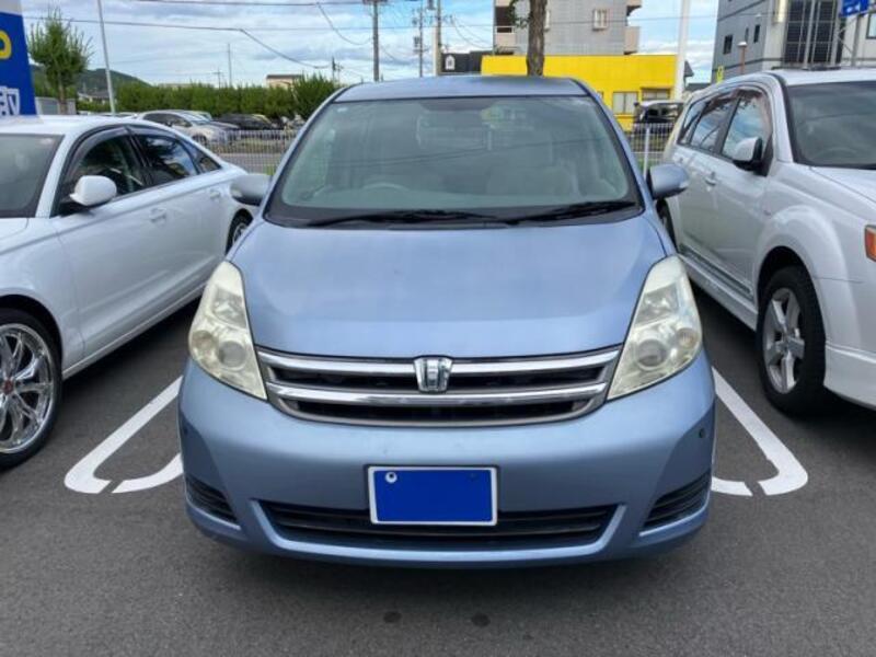TOYOTA ISIS