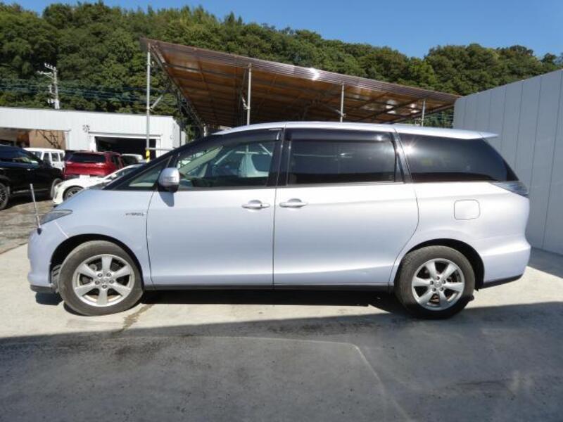 ESTIMA HYBRID