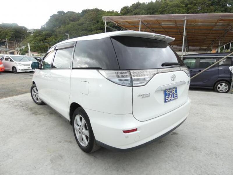 ESTIMA HYBRID