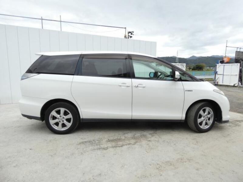 ESTIMA HYBRID