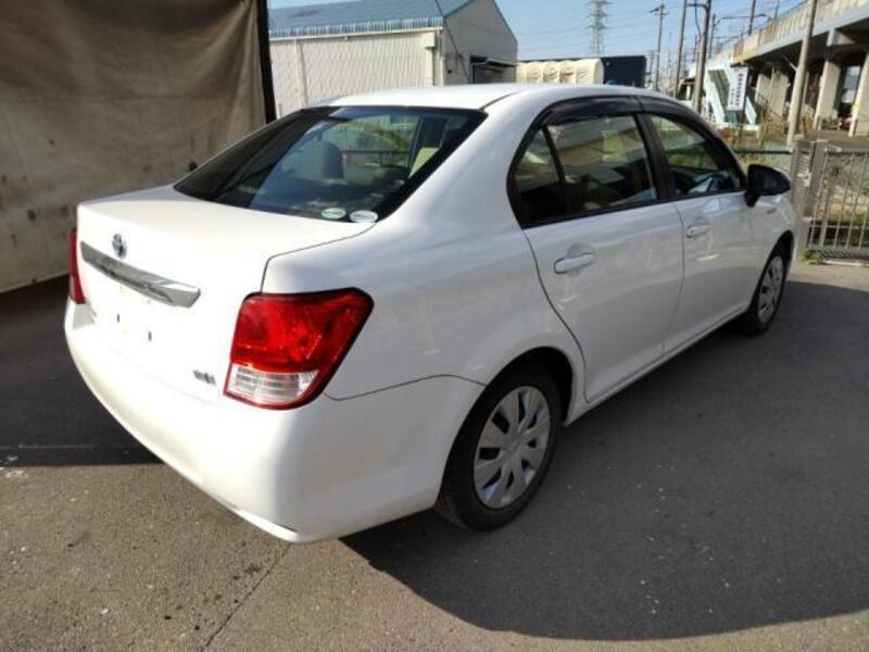 COROLLA AXIO
