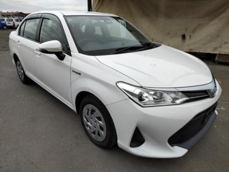 COROLLA AXIO