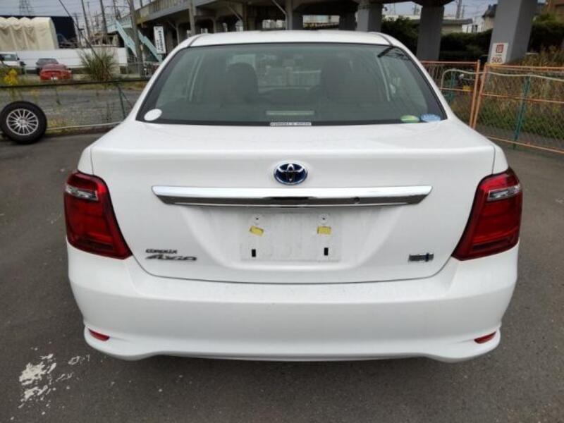 COROLLA AXIO