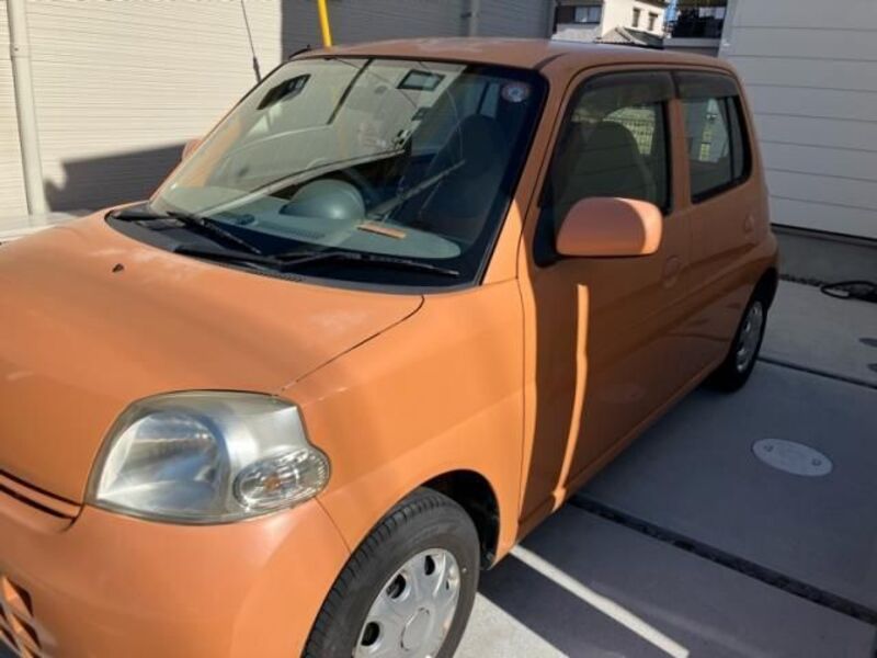 DAIHATSU ESSE