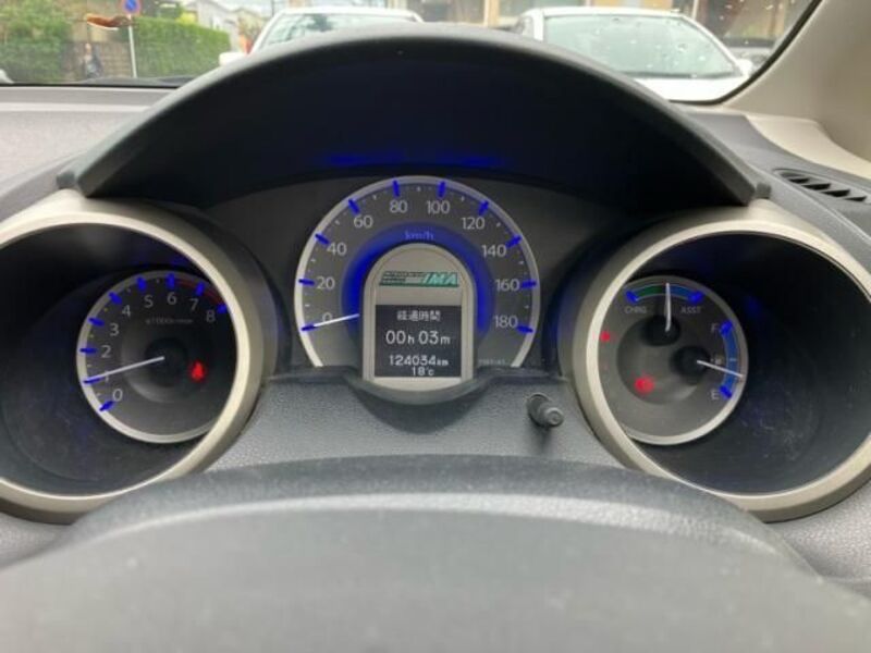 FIT HYBRID