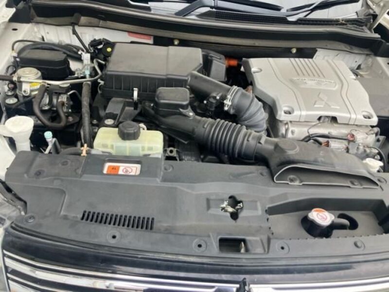 OUTLANDER PHEV