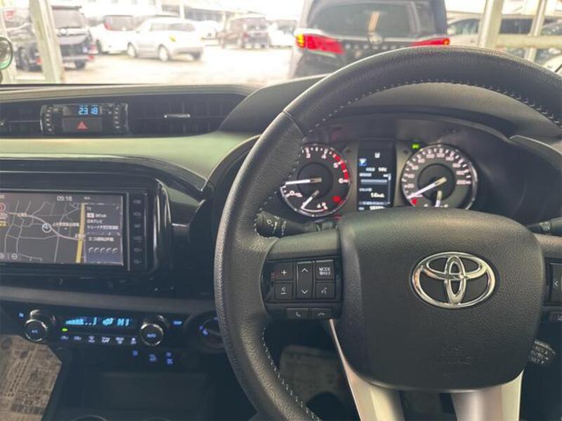 HILUX
