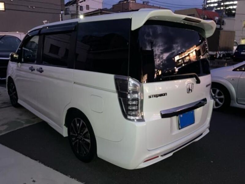 STEPWAGON SPADA