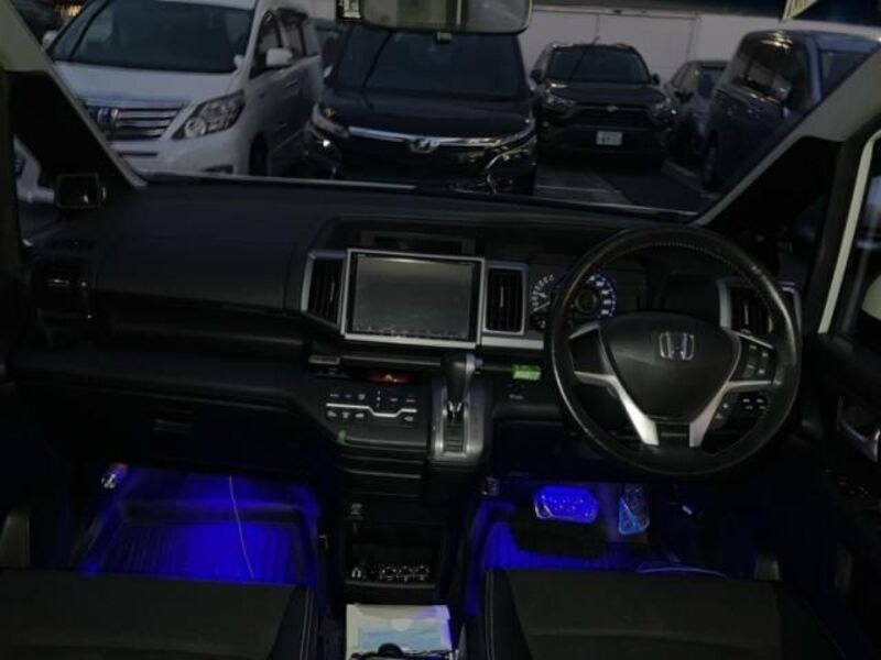 STEPWAGON SPADA