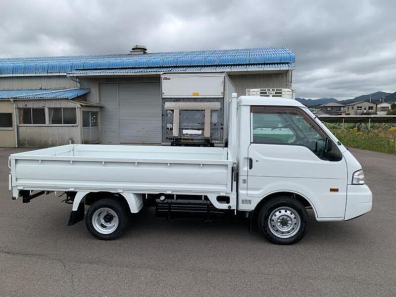 BONGO TRUCK