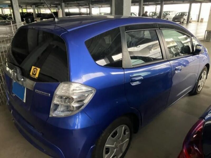 FIT HYBRID
