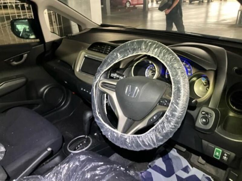 FIT HYBRID