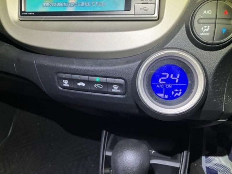 FIT HYBRID