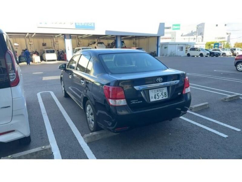COROLLA AXIO
