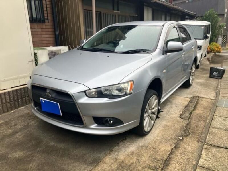 MITSUBISHI GALANT FORTIS SPORTBACK