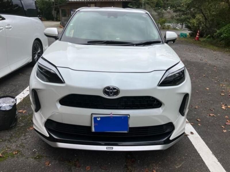 YARIS CROSS