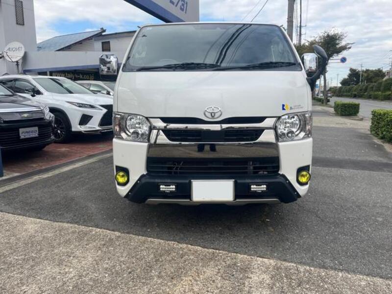 HIACE VAN