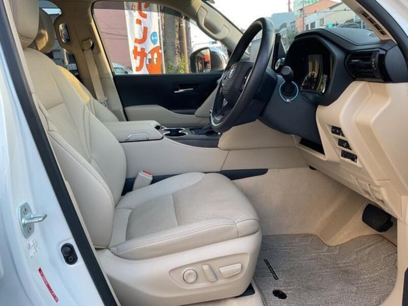 LAND CRUISER