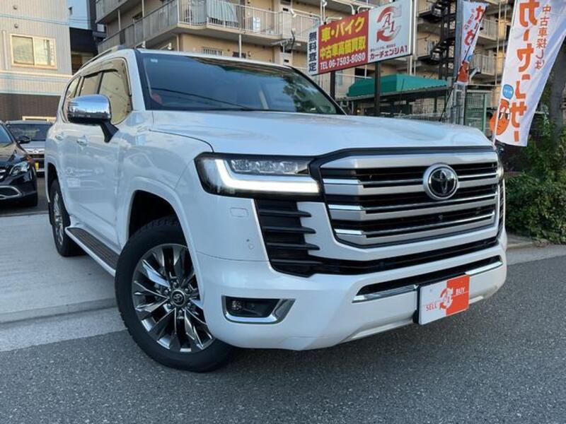 TOYOTA LAND CRUISER