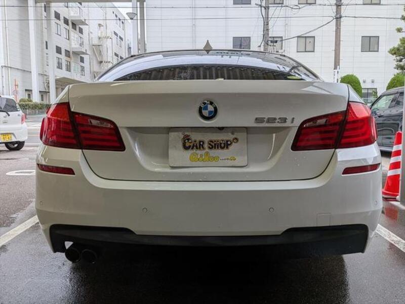 5 SERIES