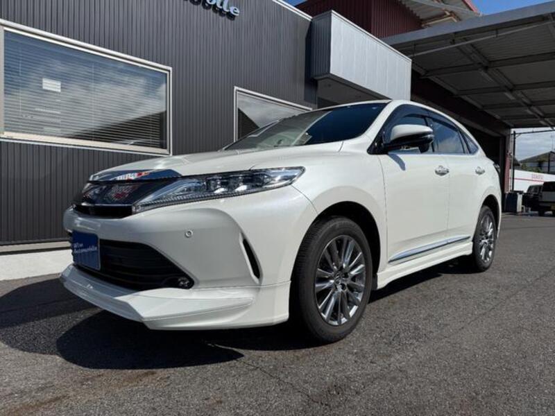 TOYOTA HARRIER