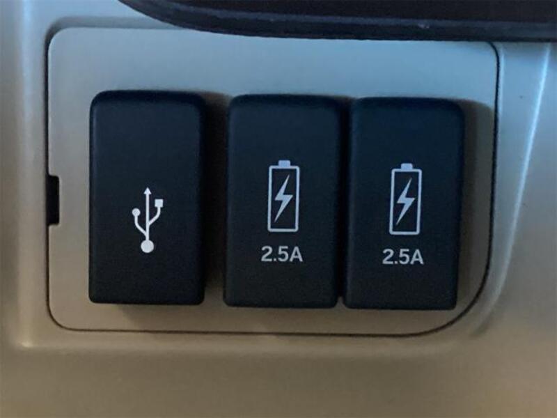 N BOX