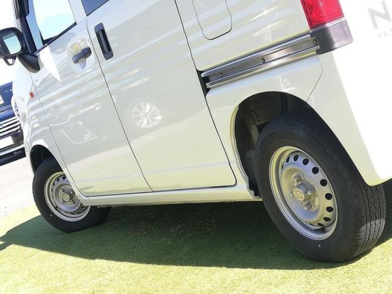 N-VAN