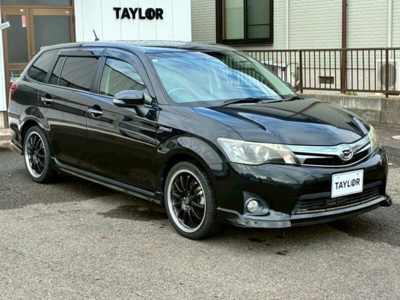 COROLLA FIELDER