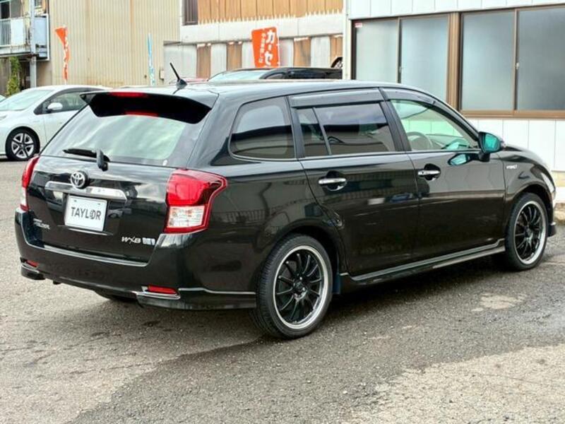 COROLLA FIELDER