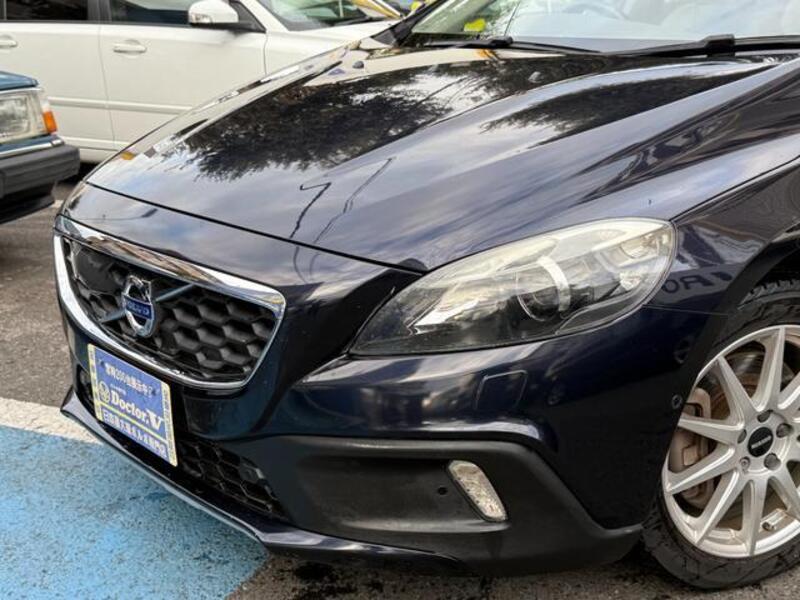 V40