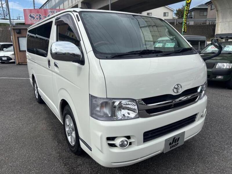 HIACE VAN