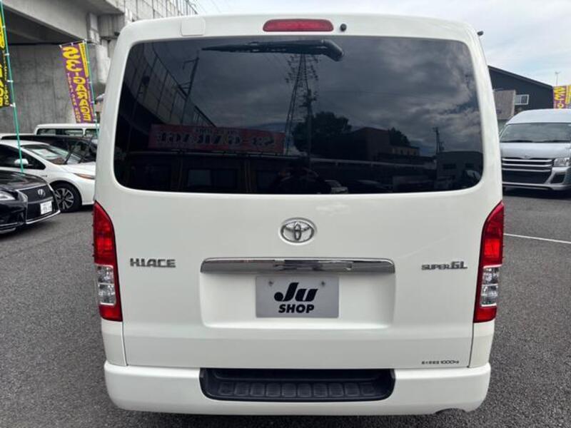 HIACE VAN