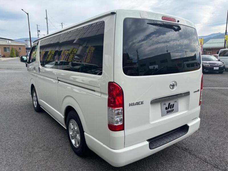 HIACE VAN