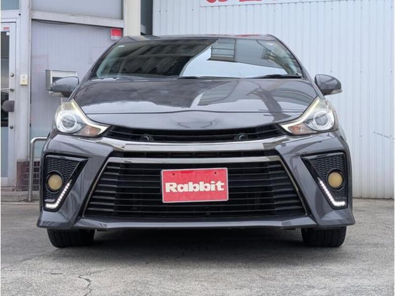PRIUS ALPHA