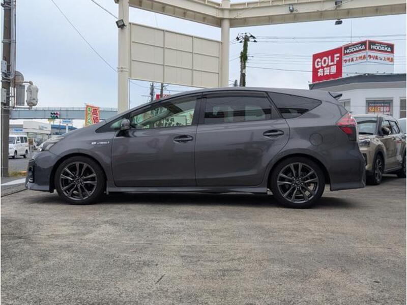PRIUS ALPHA