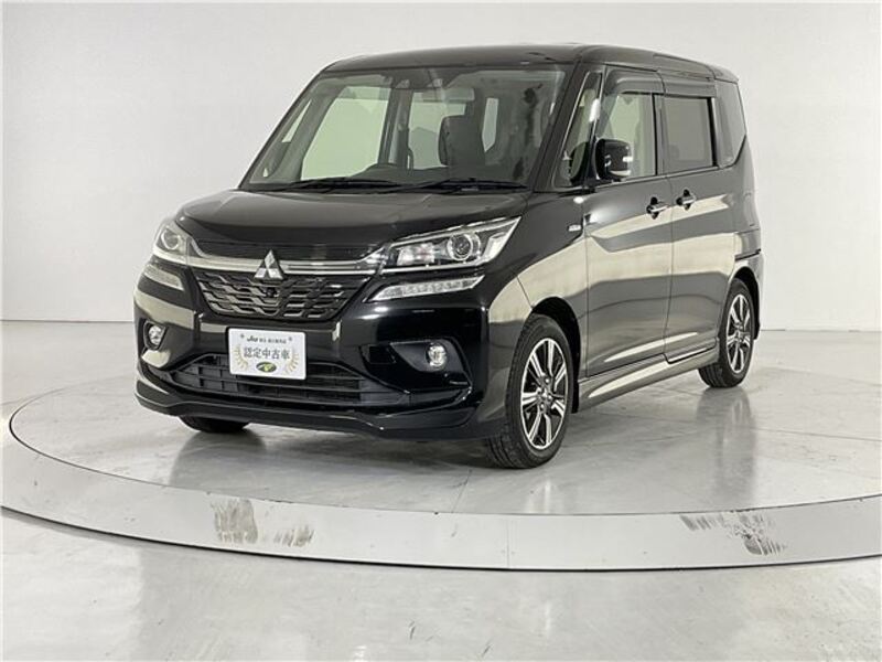 MITSUBISHI DELICA D2