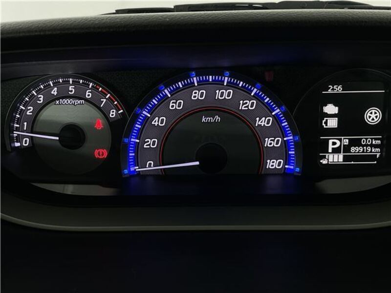 DELICA D2