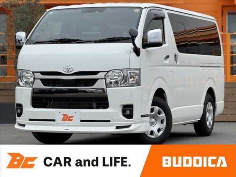TOYOTA HIACE
