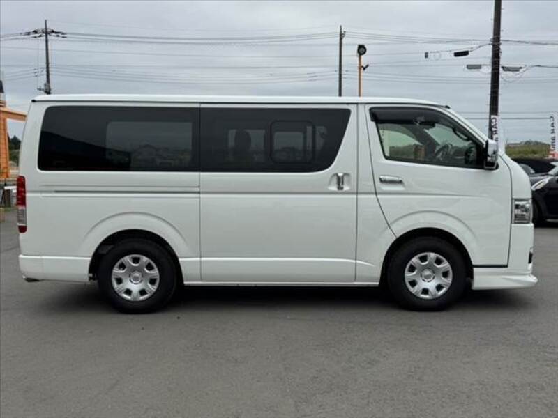 HIACE