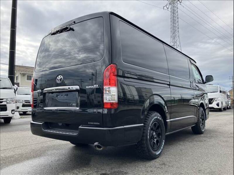 HIACE VAN