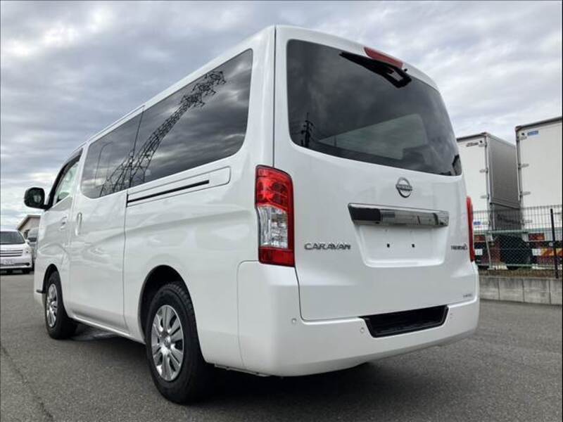 CARAVAN VAN