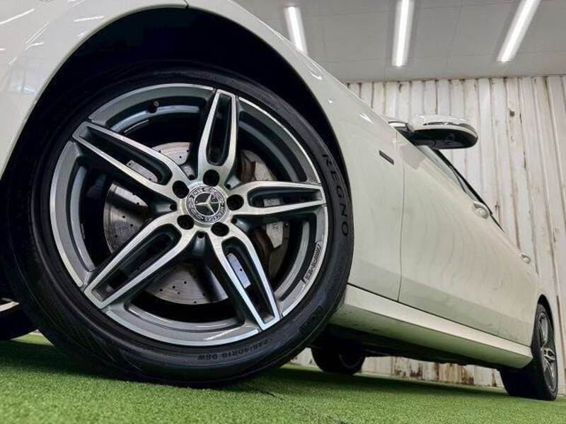 E-CLASS