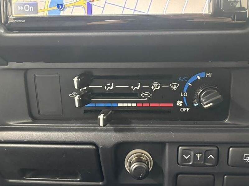 LAND CRUISER